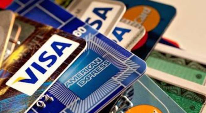 Mercantil Bank eliminará todas sus tarjetas de crédito Visa y Master Card | Diario 2001