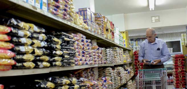 Precios de alimentos "engordaron" en enero | Diario 2001