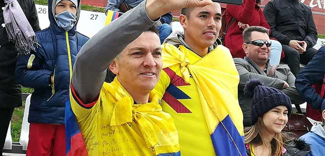 Colombiano llega a Rusia en bicicleta para ver a su selección en el Mundial | Diario 2001