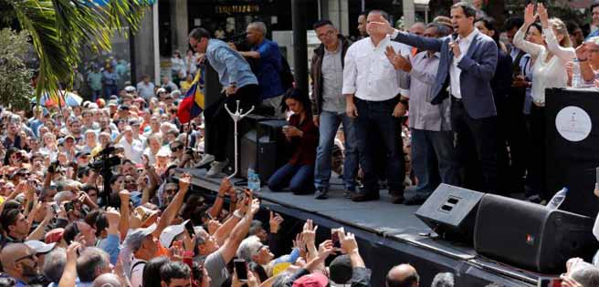 Guaidó sobre las protestas en Caracas: "Ese pueblo que maltratan, ayer alzó su voz" | Diario 2001