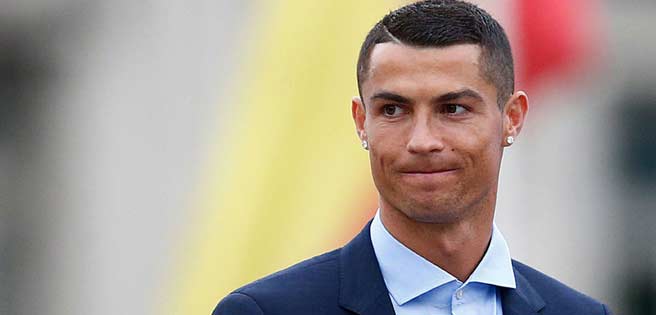 Cristiano Ronaldo acuerda con Fiscalía 2 años de cárcel y pagar 18,8 millones | Diario 2001