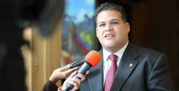 México ofrece protección al diputado Franco Casella en su embajada | Diario 2001
