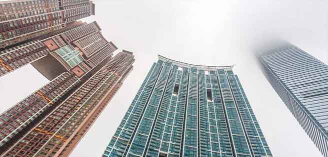 Los agujeros en los rascacielos que le dan energía positiva a Hong Kong | Diario 2001