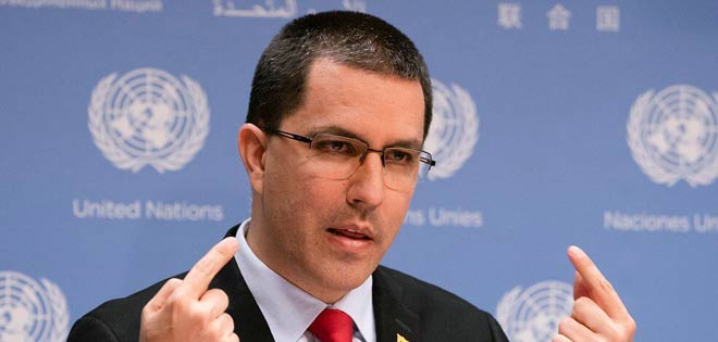 Arreaza pide protección a la embajada de Venezuela en Washington ante "agresión" | Diario 2001