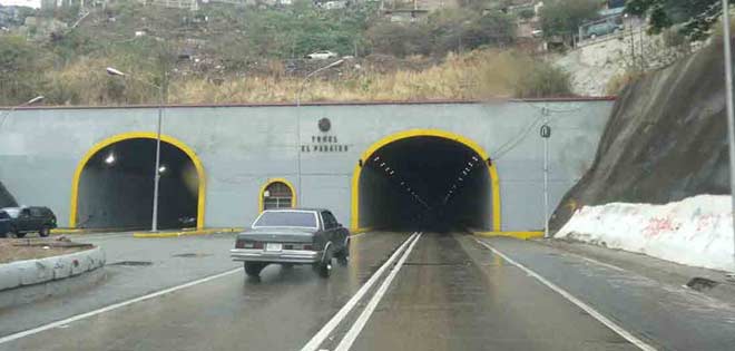 Realizan mantenimiento al túnel El Paraíso en sentido El Valle | Diario 2001