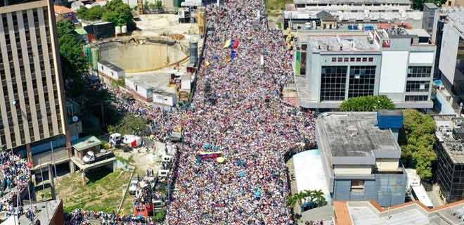 De esta manera reflejó la prensa internacional las movilizaciones en Caracas | Diario 2001