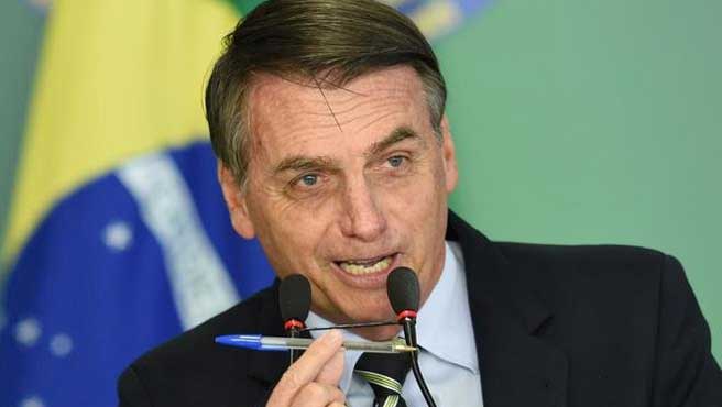 Bolsonaro facilita la compra de armas en Brasil porque "el pueblo" lo pidió | Diario 2001