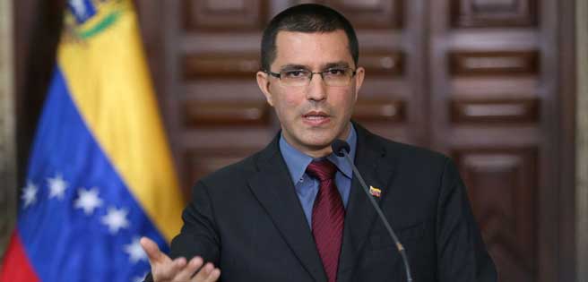 Arreaza pide a medios extranjeros cumplir con permisos para hacer cobertura en el país | Diario 2001