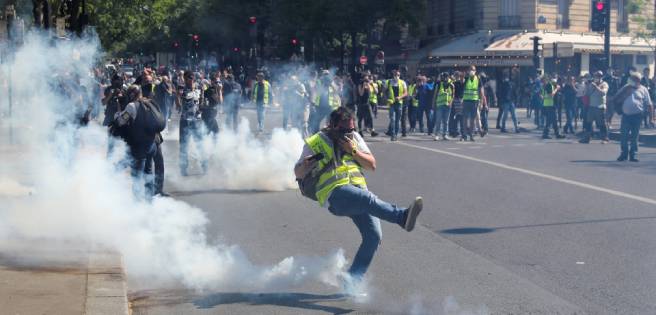 Protestas de "chalecos amarillos" le suman un tenso sábado a Francia | Diario 2001