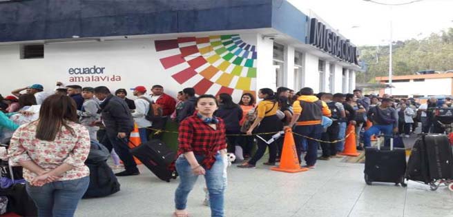 Los nuevos requisitos para entrar a Ecuador generan confusión entre los venezolanos | Diario 2001