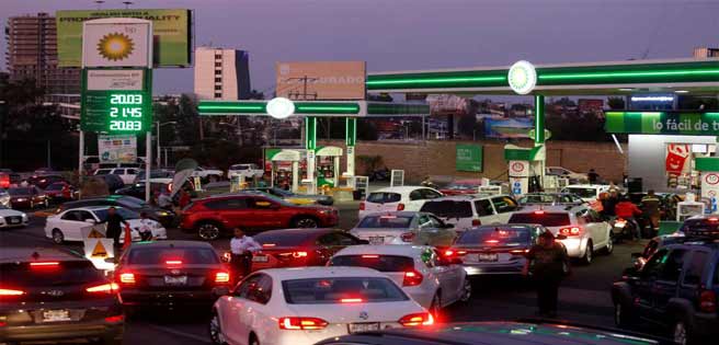 En México venden gasolina por Facebook ante la crisis de desabastecimiento | Diario 2001