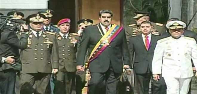 Nicolás Maduro asistió a la Academia Militar del Ejército Bolivariano para su reconocimiento de la FANB | Diario 2001