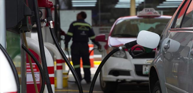 Medidas contra robo de combustible causan desabasto en México | Diario 2001