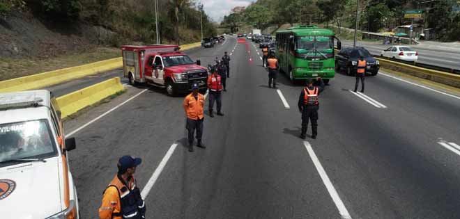 Más de 200 mil funcionarios supervisan retorno de temporadistas | Diario 2001