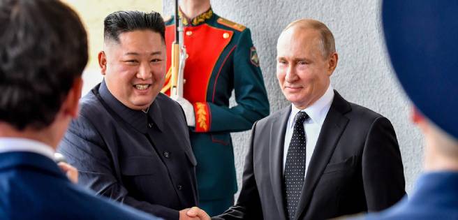 Putin y Kim se comprometen a aumentar las relaciones en su primer cara a cara | Diario 2001
