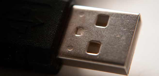 Descubren una vulnerabilidad de seguridad en todos los USB | Diario 2001