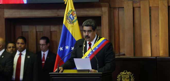 Primer discurso de Nicolás Maduro después del acto de juramentación | Diario 2001