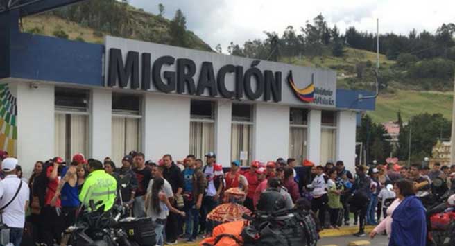 Ecuador extiende hasta febrero la emergencia en movilidad por flujo de migratorios venezolanos | Diario 2001