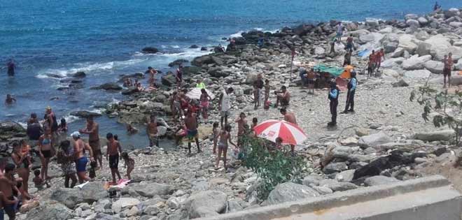 Sociedad Venezolana de Infectología pide evaluar la situación de cada región antes de reabrir las playas | Diario 2001