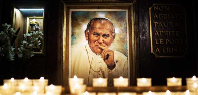 Papa Francisco: San Juan Pablo II "hombre de profunda espiritualidad" | Diario 2001