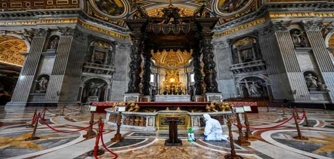 Basílica de San Pedro reabre sus puertas al público tras dos meses cerrada por Covid-19 | Diario 2001