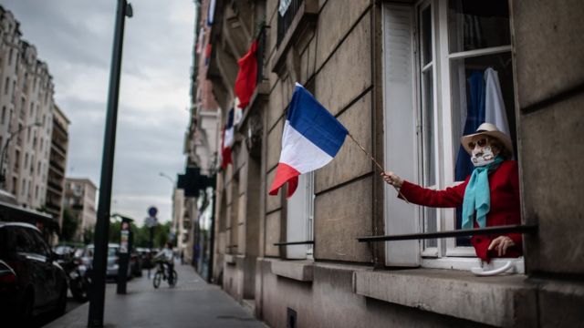 La mitad de los franceses no quiere vacunarse contra la COVID-19