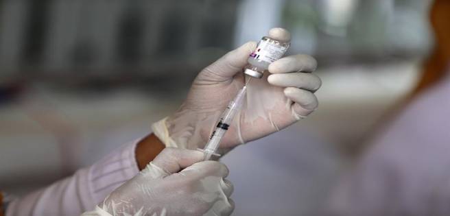 California destinará 40% de vacunas a zonas más vulnerables