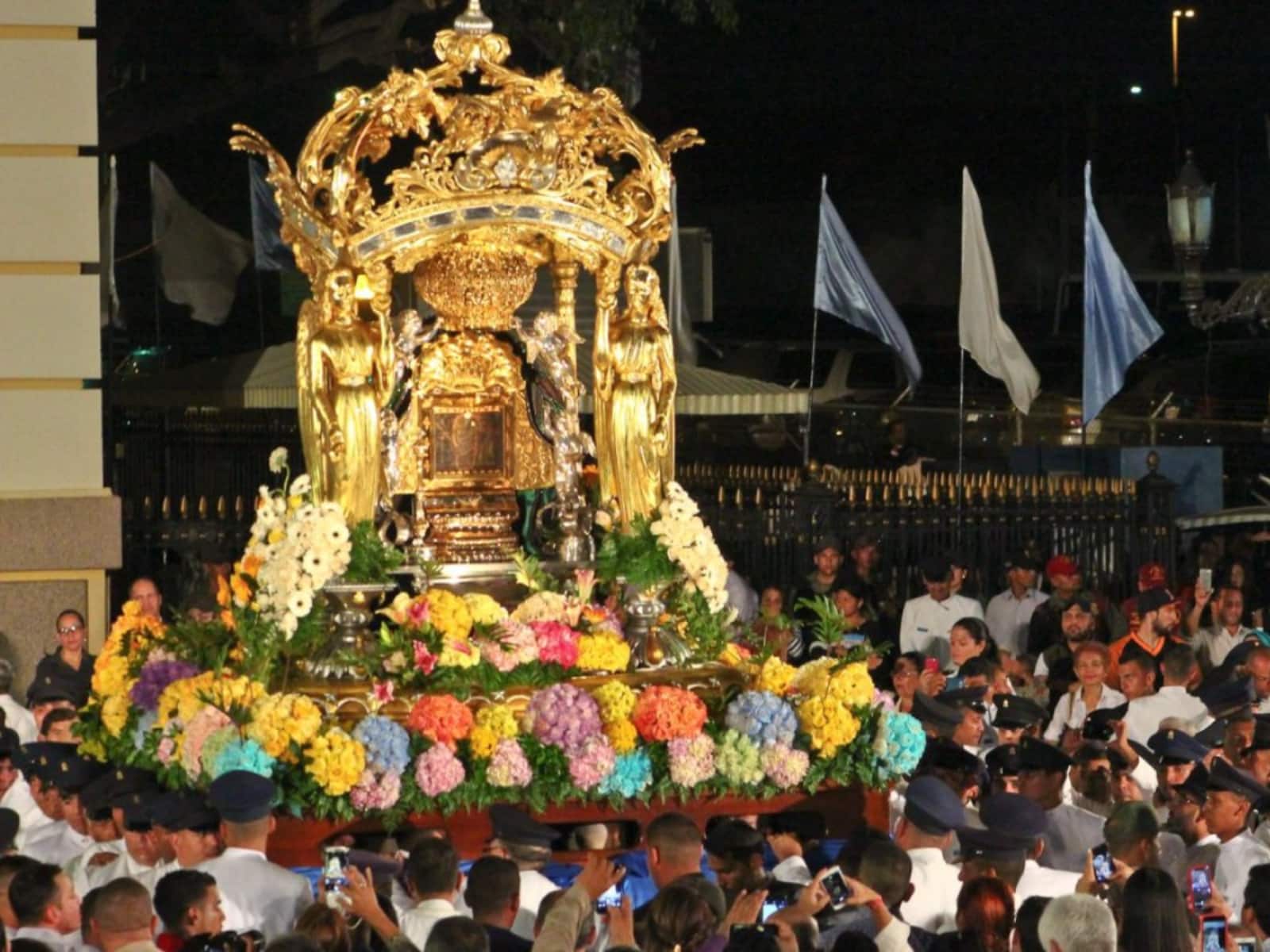 Maracuchos celebran a su "chinita" en modo virtual