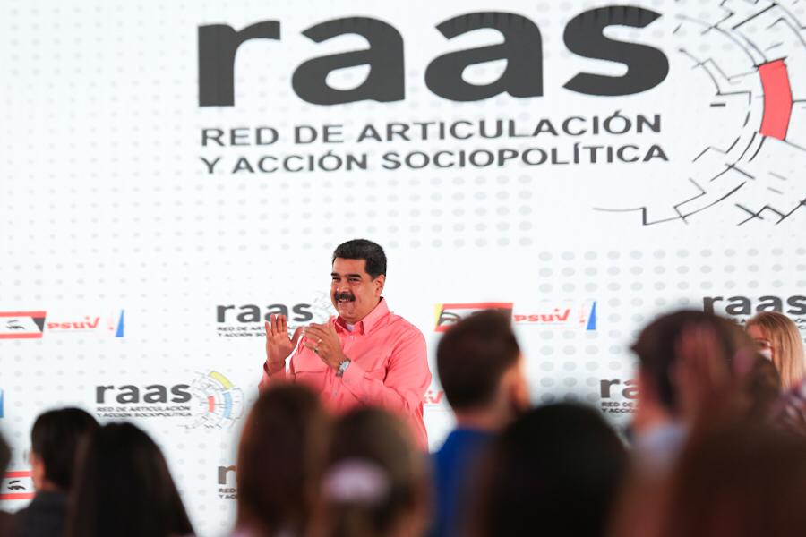 Maduro premiará a comunidades con mayor participación en elecciones