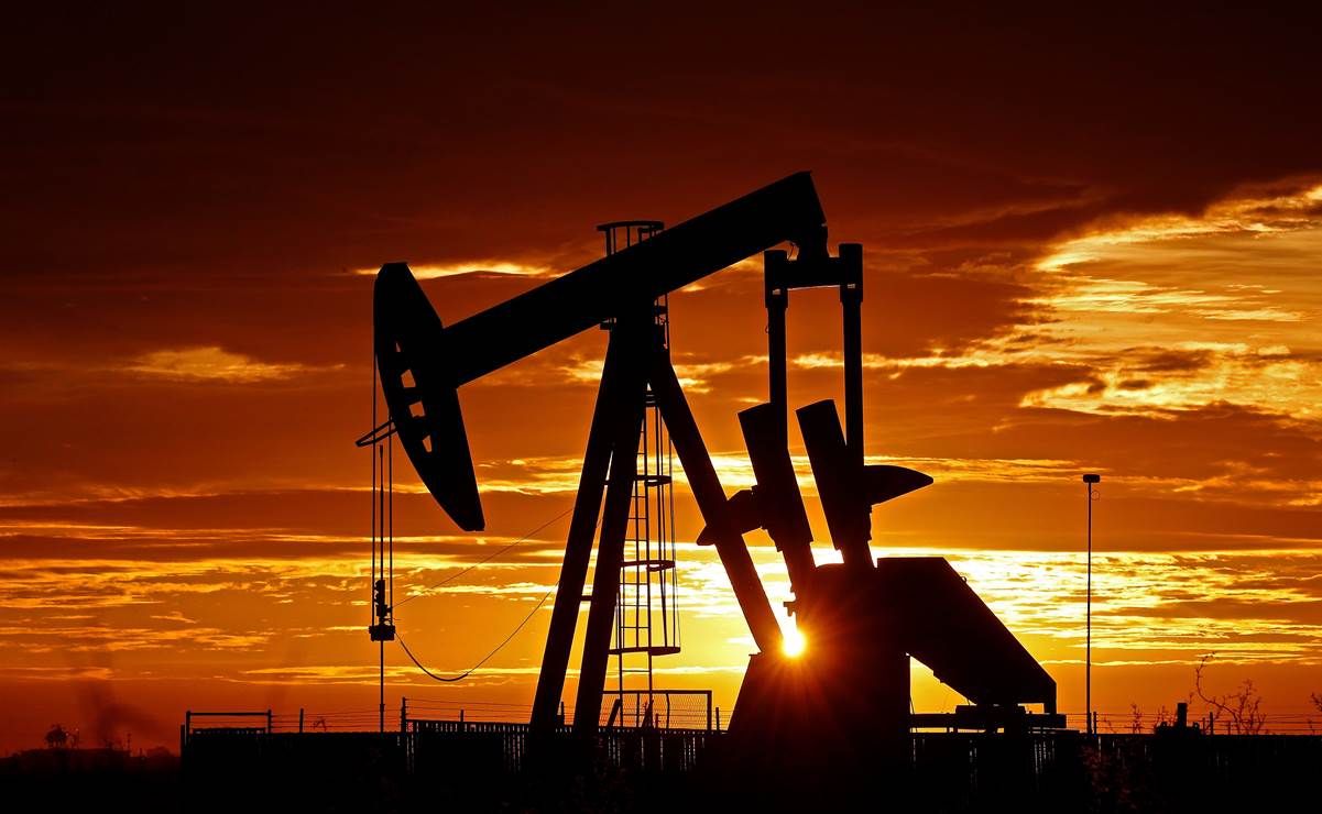 OPEP amplía por tres meses más el recorte de la producción petrolera