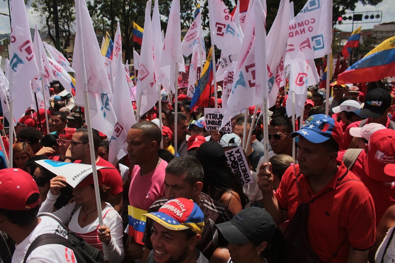 El Estado comunal causa “rollos” en el gobierno de Maduro | Diario 2001