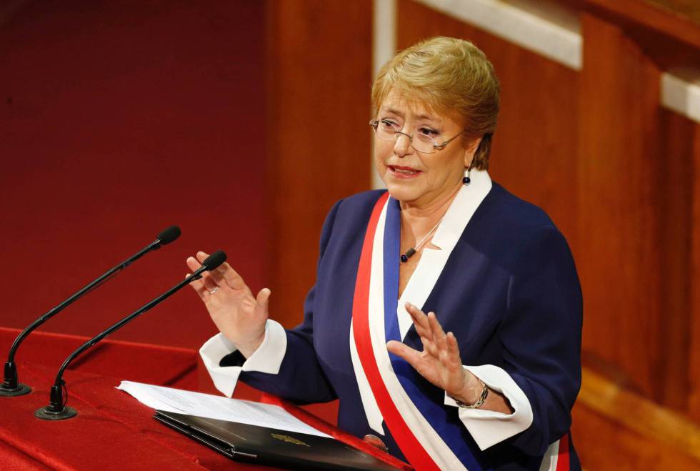 Bachelet manifiesta inconformidad con elecciones del 6 de diciembre