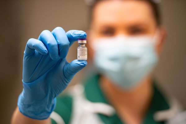 Singapur aprueba vacuna de Pfizer-BioNTech contra COVID-19