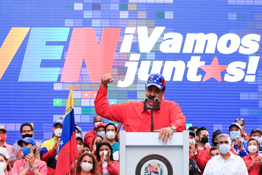 Maduro asegura que campaña electoral "no elevó" los casos de COVID-19