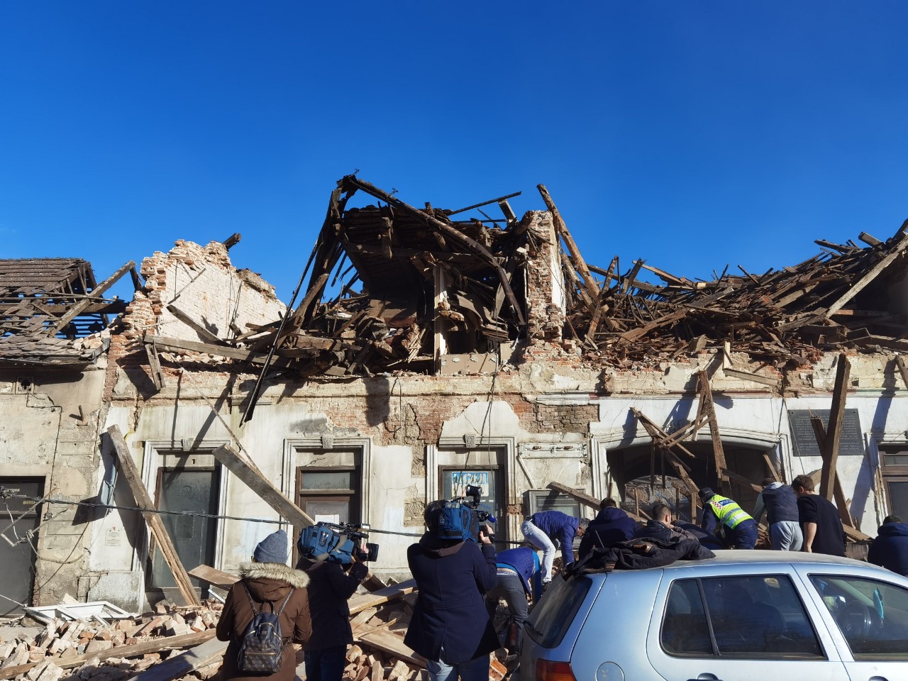 Un terremoto de magnitud 6,2 causa daños materiales en Croacia | Diario 2001