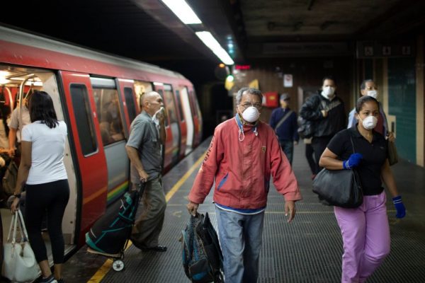 Este jueves y viernes el Metro de Caracas prestará servicio comercial hasta las 9:00 pm