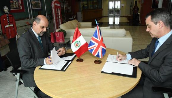 Perú ratifica su acuerdo comercial con el Reino Unido para después del Brexit