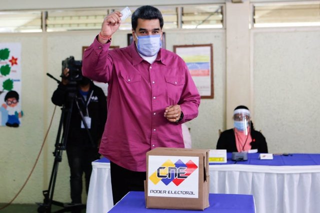 Maduro aseguró que estará al servicio de la nueva AN desde el primer día