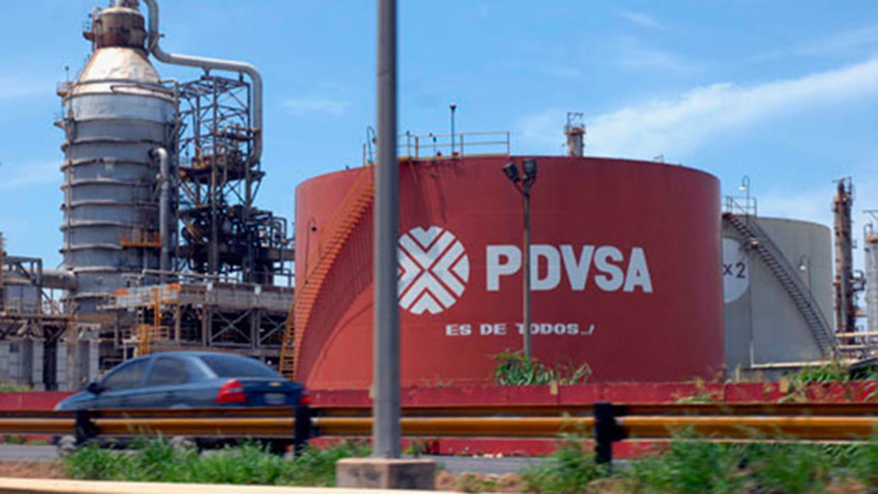 India desea reanudar importaciones de petróleo de Irán y Venezuela en presidencia de Biden