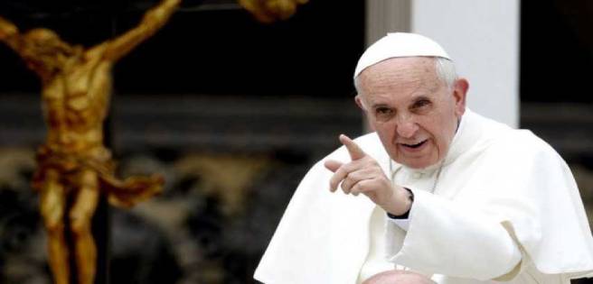 Papa pide que pandemia impulse una Navidad menos consumista