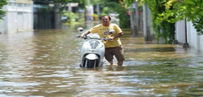 Tailandia registra 24 muertos debido a inundaciones