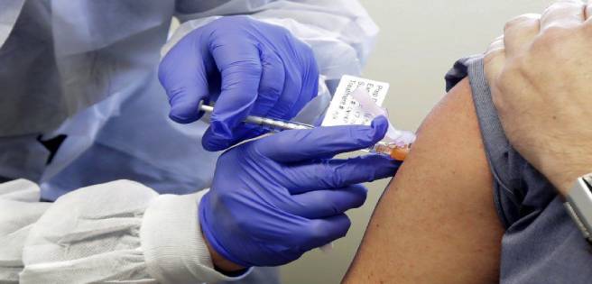Vacuna de Oxford pide licencia en India para su distribución