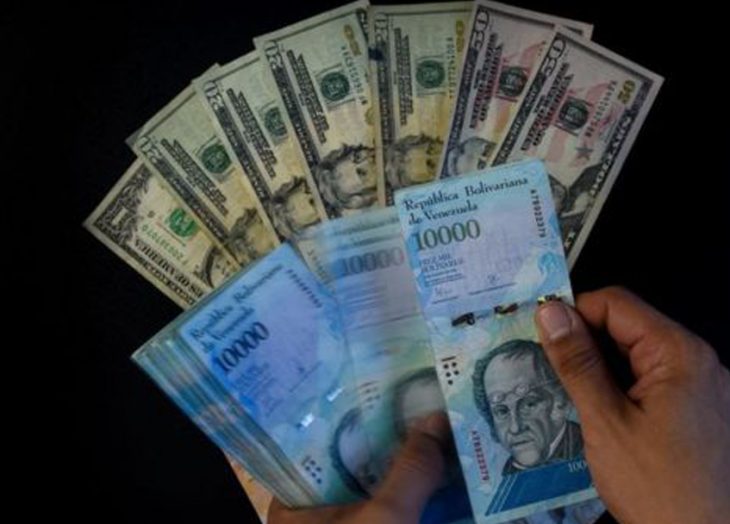 El precio del cambio bolívares por dólar sigue aumentado: Bs. 1.101.197,28 | Diario 2001