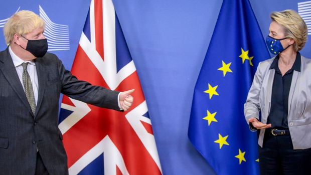 UE y Reino Unido seguirán negociando y se ponen domingo como fecha límite