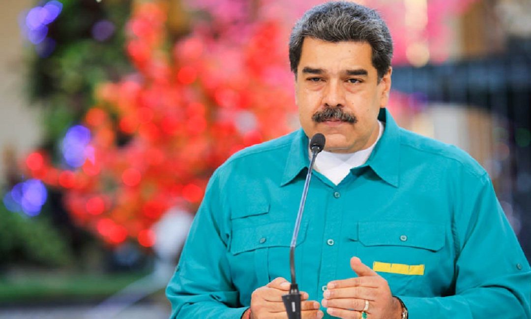 Maduro llama a denunciar a personas que especulen con el precio del pernil