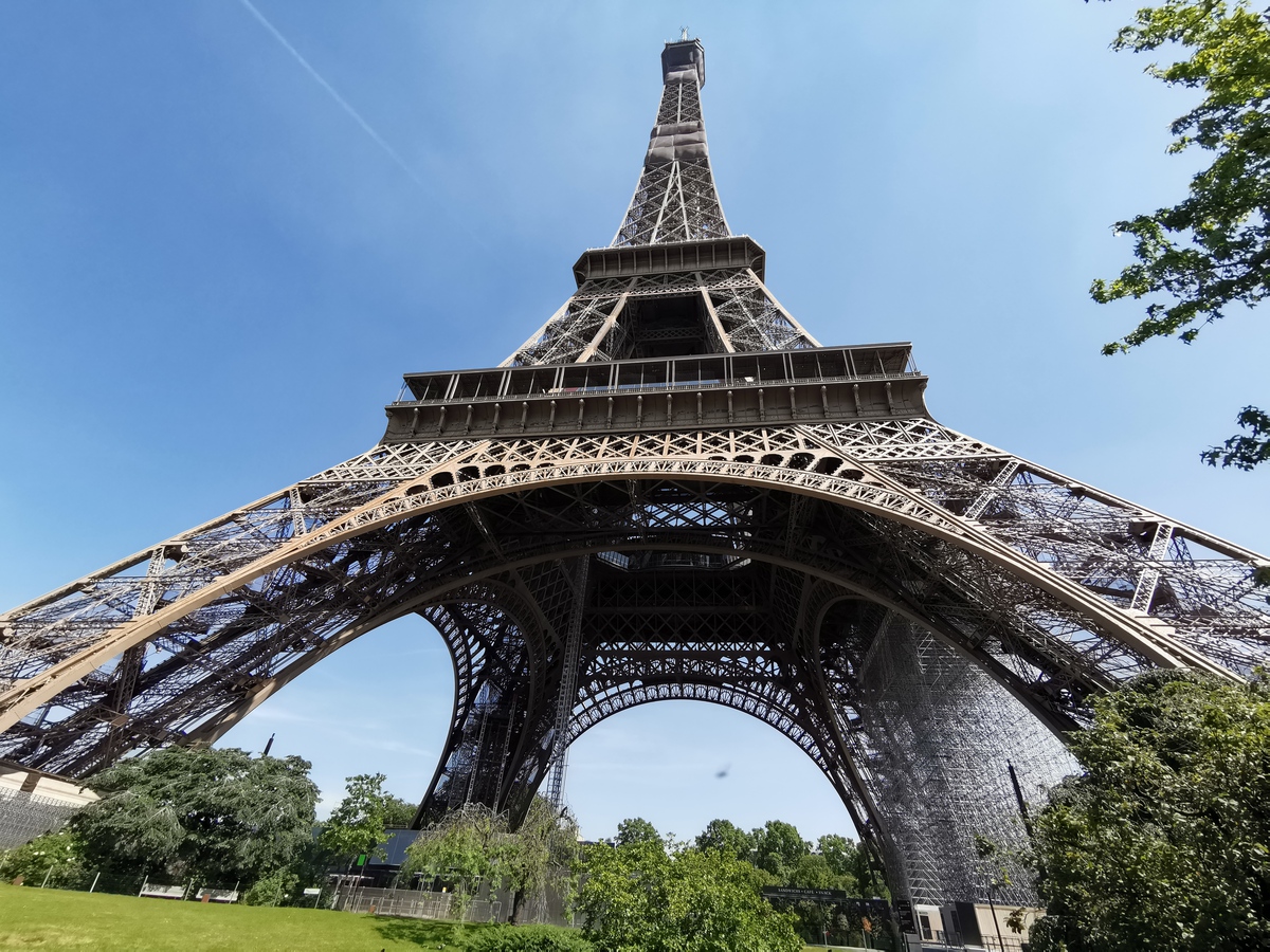 Torre Eiffel reabrirá sus puertas el próximo 16 de diciembre