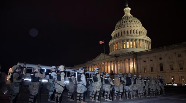 Congreso reanuda su sesión sobre las elecciones tras asalto al Capitolio