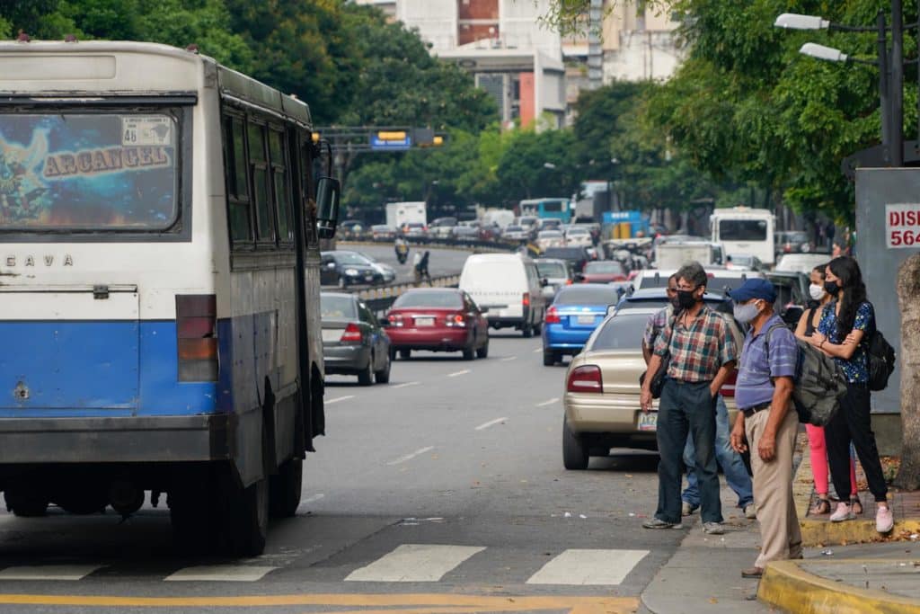 Transporte público se mantiene sin combustible en 2021