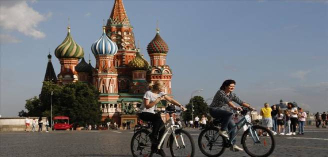 Rusia retoma las clases presenciales en las escuelas a partir del lunes
