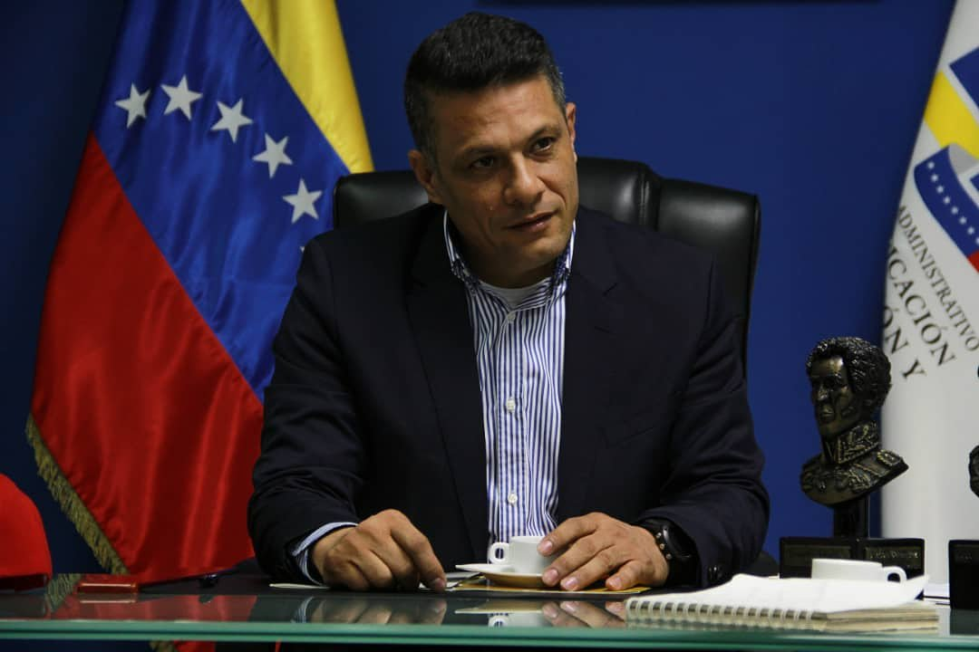 Gustavo Vizcaíno Gil, Director del Saime pide no pagar gestores
